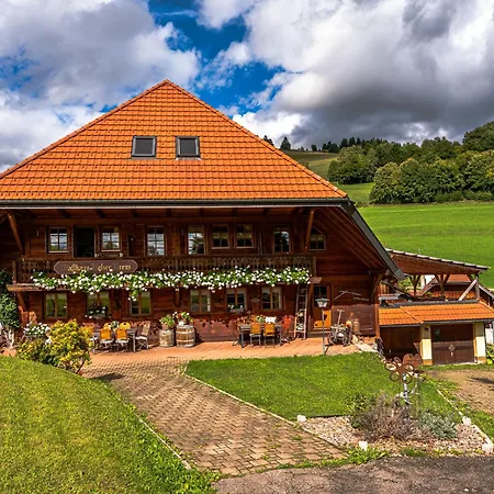 Gaestehaus Holzer Kreuz - Gaestezimmer Veilchen Fuer 2 Personen Inkl Landfruehstueck